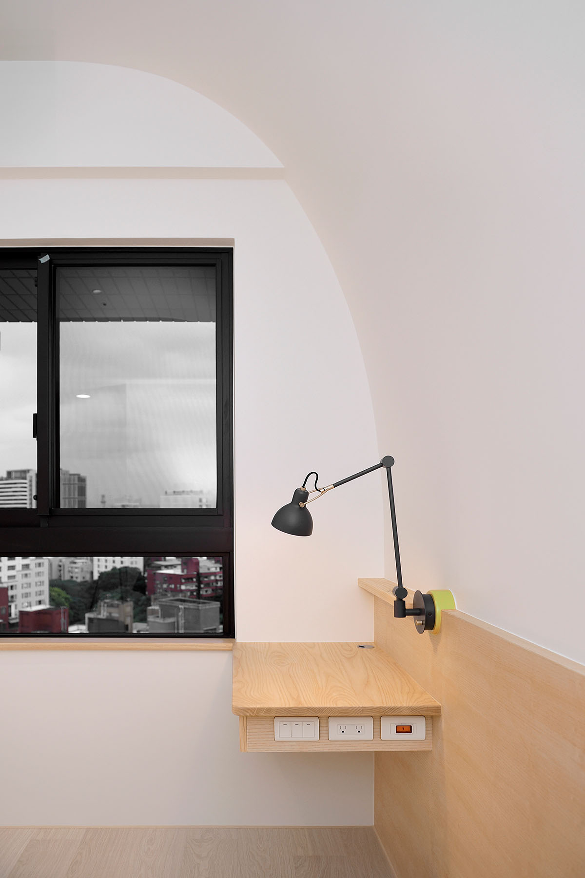 天光雲影共徘徊-027s