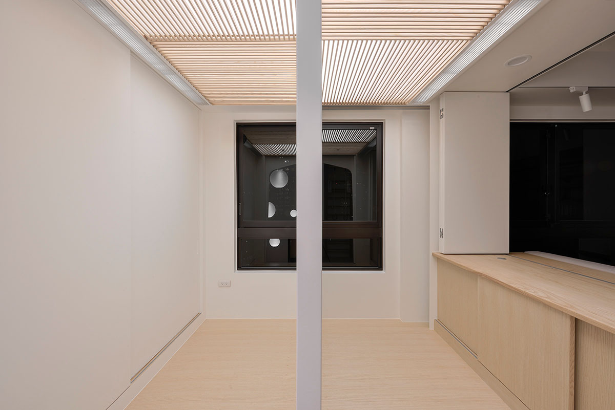 天光雲影共徘徊-068s