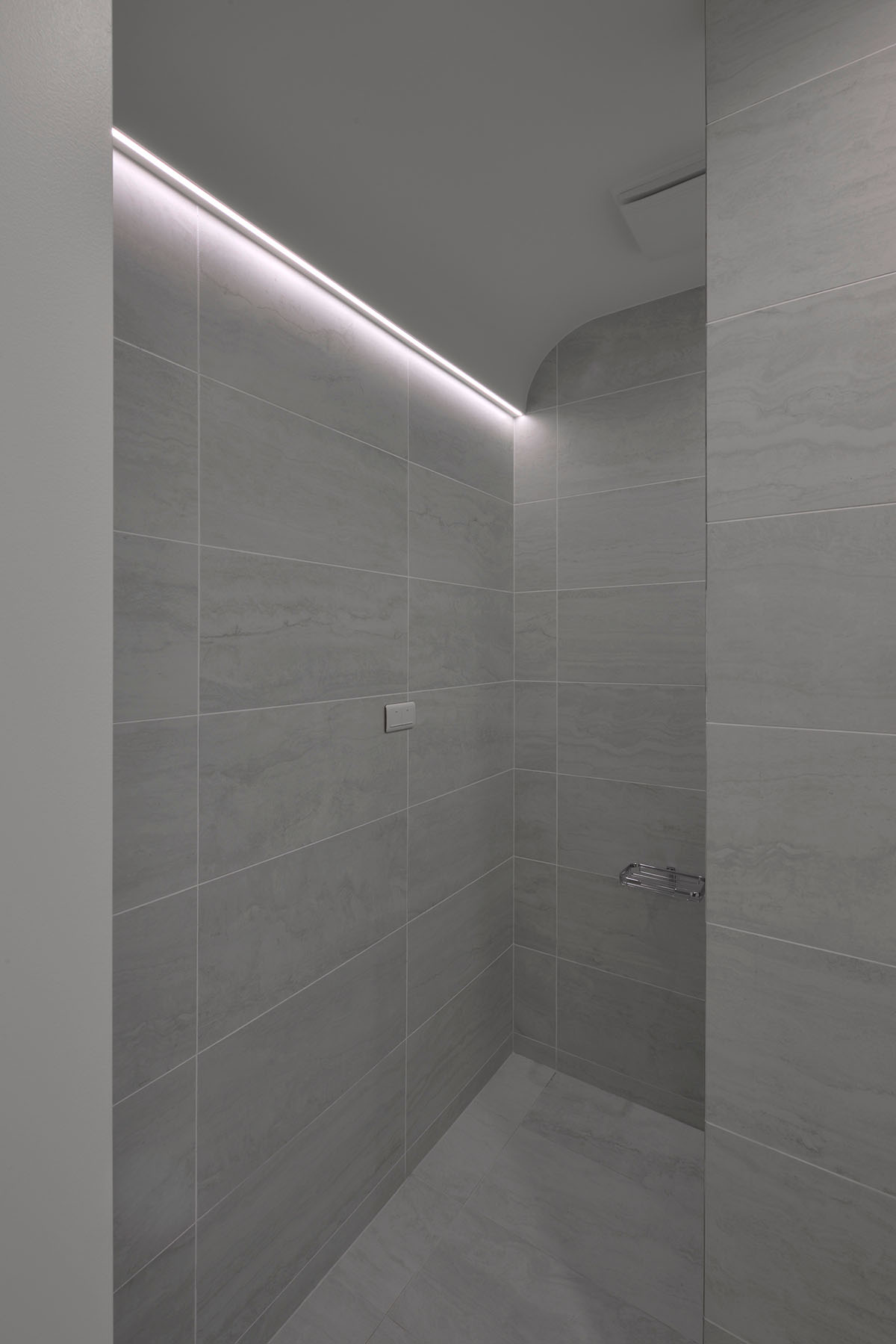 天光雲影共徘徊-085s